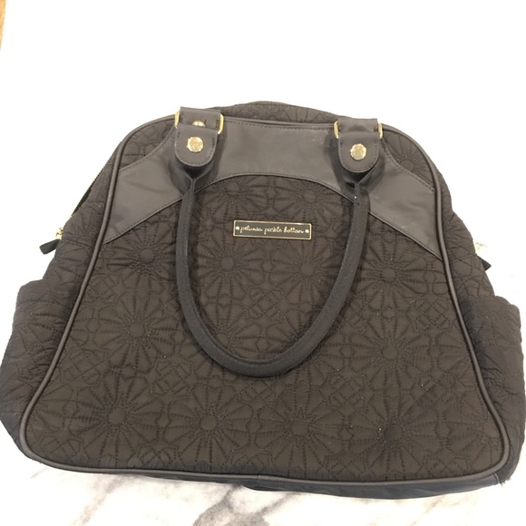 Petunia Pickle Bottom diaper bag - Picture 1 of 8